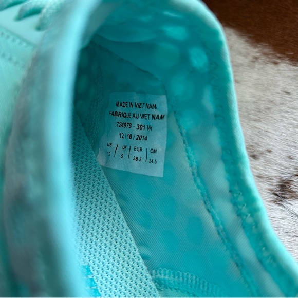 NIKE Swarovski Women's Sneakers in Tiffany Blue 🩵 - Picture 5 of 11